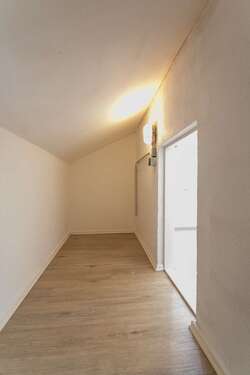 Abstellkammer - 