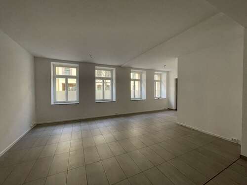 Fläche - 2 Zimmer Laden, Geschäft, Verkaufsfläche zur Miete in Chemnitz