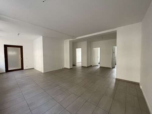 Fläche - 2 Zimmer Laden, Geschäft, Verkaufsfläche in Chemnitz