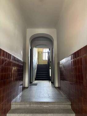 Eingangsbereich - 2 Zimmer Etagenwohnung zum Kaufen in Leipzig