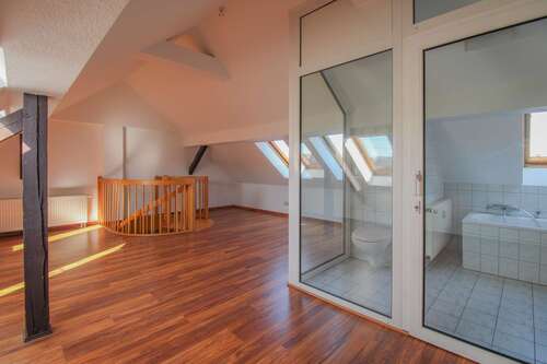 Dachgeschoss / Schlafbereich - Maisonettewohnung mit Balkon im beliebten Leipzig-Gohlis
