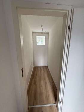 Abstellkammer - 