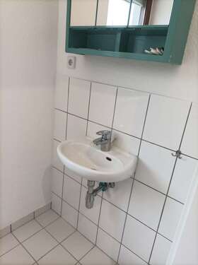 EG - Gäste Bad - Doppelhaushälfte mit 102,00 m&sup2; in Leuna zum Kaufen