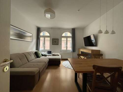 Wohnzimmer - 3 Zimmer 3- Zimmerwohnung in Halle (Saale)