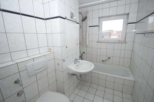 Referenz Bad - 2 Zimmer Etagenwohnung in Leipzig