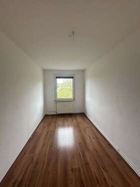 91_2.OG links__SZ1 - Etagenwohnung mit 69,89 m² in Aschersleben zur Miete