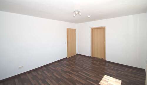 Wohnzimmer - Referenz 2 - Etagenwohnung mit 48,32 m² in Borna zur Miete