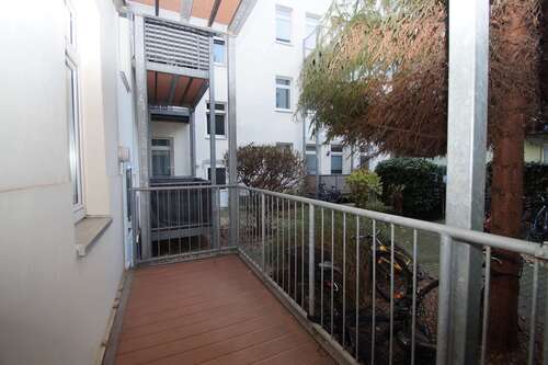 Balkon - 2 Zimmer Erdgeschoßwohnung zur Miete in Magdeburg