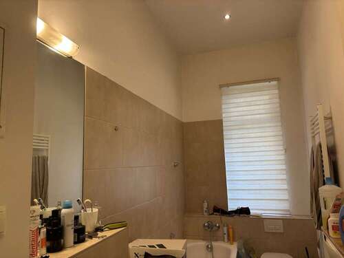 Badezimmer Fliesen & Spots - 