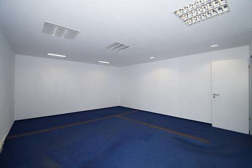 Hauptraum - 2 Zimmer Büro in Magdeburg