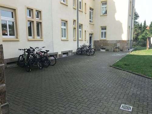 Innenhof - 2 Zimmer Dachgeschoßwohnung in Dresden