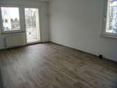 WE 12 Wohnzimmer mit Balkon - 