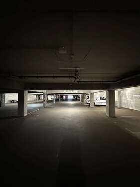 Tiefgarage - 