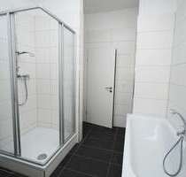 kleine 4-Zi-Whg mit BALKON- Laminat, separate Küche, Wanne+Dusche - Schkeuditz Bundesweit - Sachsen - Nordsachsen - Schkeuditz