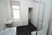 Badezimmer - 4 Zimmer Erdgeschoßwohnung zur Miete in Schkeuditz