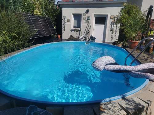 Pool - 4 Zimmer Doppelhaushälfte in Leipzig