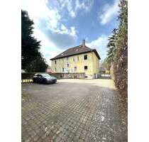 ++Außenstellplatz im Hof in Falkensee++