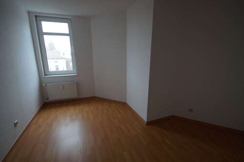 Zimmer 3 - 