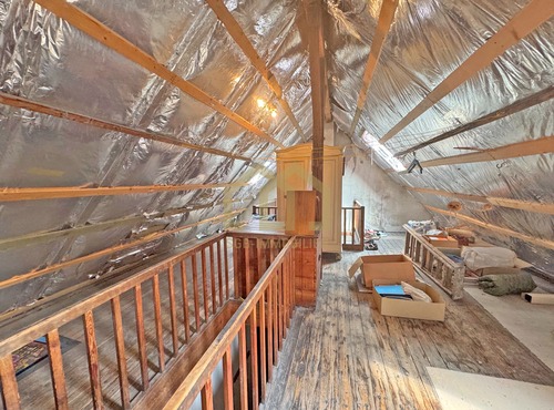 Spitzboden - 