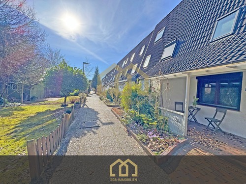 Foto - Achim: 5-Zimmer-Reihenhaus mit Garten, EBK & ausgebautem Dachgeschoss + Garage