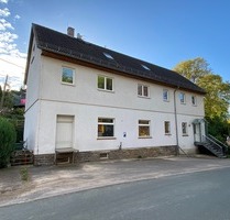 Mehrfamilienhaus mit 3 Wohnungen + 1 Gewerbe oder 1 Wohnung im EG - Frankenberg