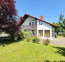 Helles, großes Einfamilienhaus mit Einliegerwohnung und Büro, Praxis oder Ferienwohnung - Pohrsdorf