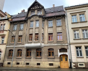 Mehrfamilienhaus im Jugendstil, zentrale Lage, teilvermietet mit Sanierungs-AfA - Döbeln