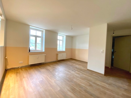 WZ 1 - 8 Zimmer Mehrfamilienhaus, Wohnhaus zum Kaufen in Weißenborn/Erzgebirge