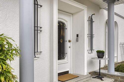 Eingang - Mehrfamilienhaus, Wohnhaus mit 315,40 m&sup2; in Wuppertal zum Kaufen