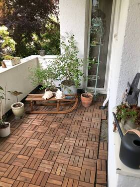 Balkon zum Innenhof - Etagenwohnung mit 89,00 m² in Köln / Deutz zur Miete