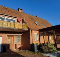 Viel Platz für Ihren Wohntraum auf großem Grundstück mit 3 Garagen und Pool - Dannenberg Schaafhausen