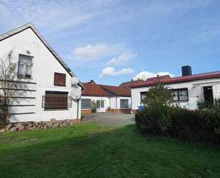 Viel Platz für Ihre Ideen - 2 Häuser * Bürohaus * Ladengeschäft * Wirtschaftsgebäude * 4 Garagen * Wald uvm. - Arendsee (Altmark) Fleetmark