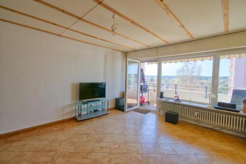 Wohnzimmer - 3 Zimmer Etagenwohnung in Villingen-Schwenningen