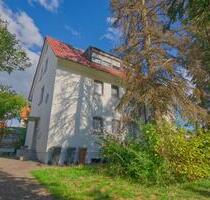 Gepflegtes Mehrfamilienhaus mit drei Wohneinheiten und großem Garten - Villingen-Schwenningen