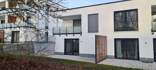 Ansicht Terrasse - 2.5 Zimmer Erdgeschoßwohnung zur Miete in Villingen-Schwenningen