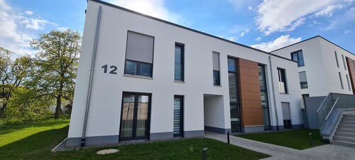 Ansicht - Exklusive 2,5 Zimmer-Neubauwohnung mit viel Platz, sonniger Terrasse, Einbauküche und TG-Stellplatz