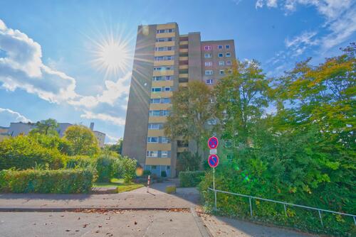 Ansicht Eingang - Gepflegte 3,5-Zimmer-Wohnung mit Weitblick in Villingen-Schwenningen – Wohngebiet Rieten