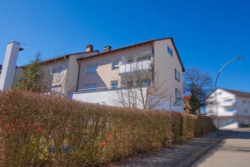Ansicht Rückseite - Renditestarkes Mehrfamilienhaus als Kapitalanlage – Voll vermietet, modernisiert und zukunftssicher