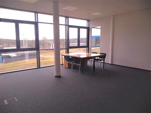 Büro 1 Bild 1 - 2 Zimmer Büro zur Miete in St. Georgen