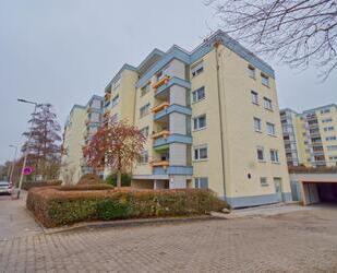 Hell und freundlich! 4,5 Zimmerwohnung mit Balkon und TG-Stellplatz - Villingen-Schwenningen