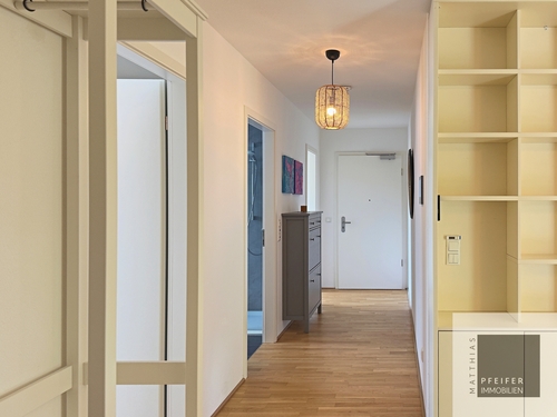 Flur / entryway - 