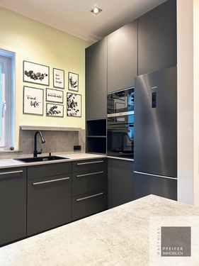 EG Küche - 4 Zimmer Einfamilienhaus in Frankfurt am Main