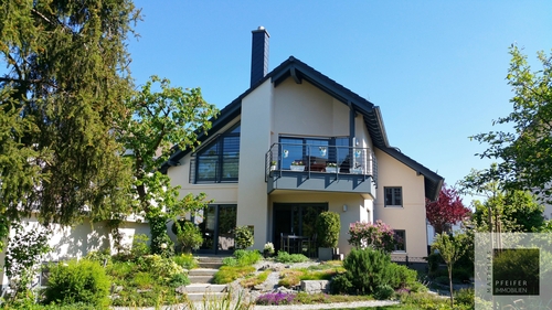 Ansicht Garten - 1.790,00&nbsp;EUR Kaltmiete, ca.&nbsp; 135,00&nbsp;m&sup2;&nbsp;Wohnfl&auml;che