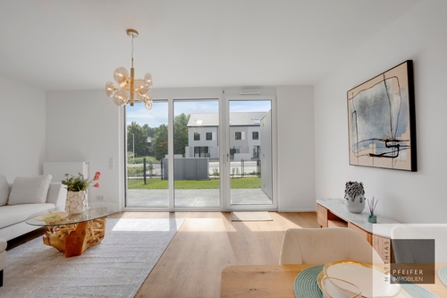 Wohnzimmer-Ausblick - 1.980,00&nbsp;EUR Kaltmiete, ca.&nbsp; 120,00&nbsp;m&sup2;&nbsp;Wohnfl&auml;che