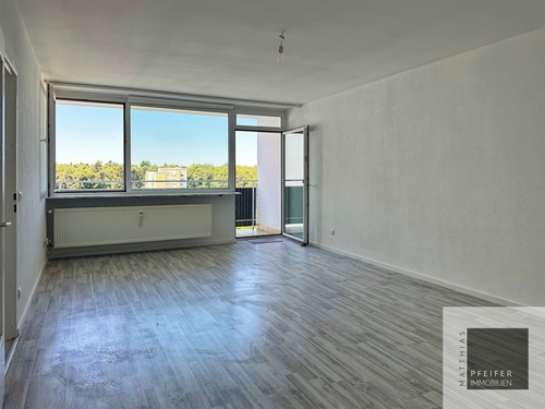 Wohn-Esszimmer - 4 Zimmer 4- Zimmerwohnung zum Kaufen in Obertshausen