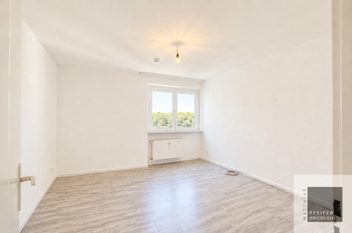Schlafen - 4- Zimmerwohnung mit 88,00 m&sup2; in Obertshausen zum Kaufen