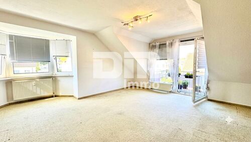 DG Wohn / Esszimmer / Zugang Balkon - 