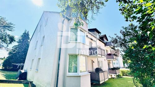 Seitenansicht / Balkon - 3 Zimmer Dachgeschoßwohnung zum Kaufen in Kassel