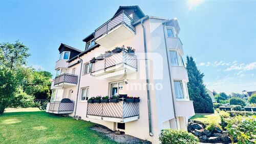 Seitenansicht / Balkon / Titel - Exklusive Dachgeschosswohnung mit Balkon & Garage in gefragter Lage der Eichwaldsiedlung