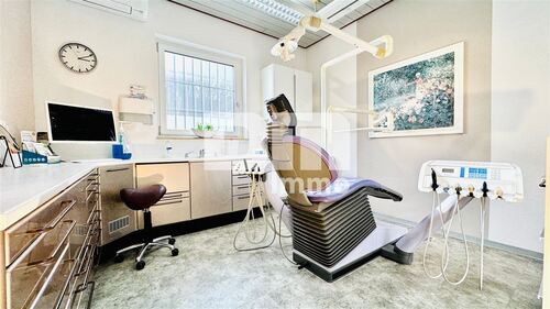 Einheit 1 - Büro / Praxisraum groß - 